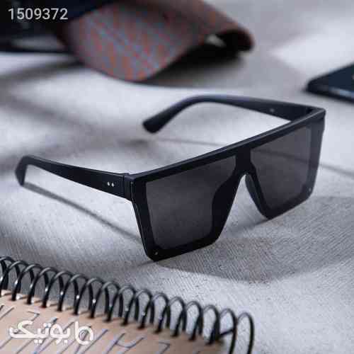 https://botick.com/product/1509372-عینک-مردانه-Simons-مدل-2567