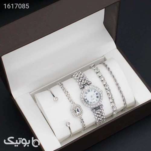 ست زنانه ۵ تیکه ( 1 ساعت و 4 دستبند ) سفید 04 2025