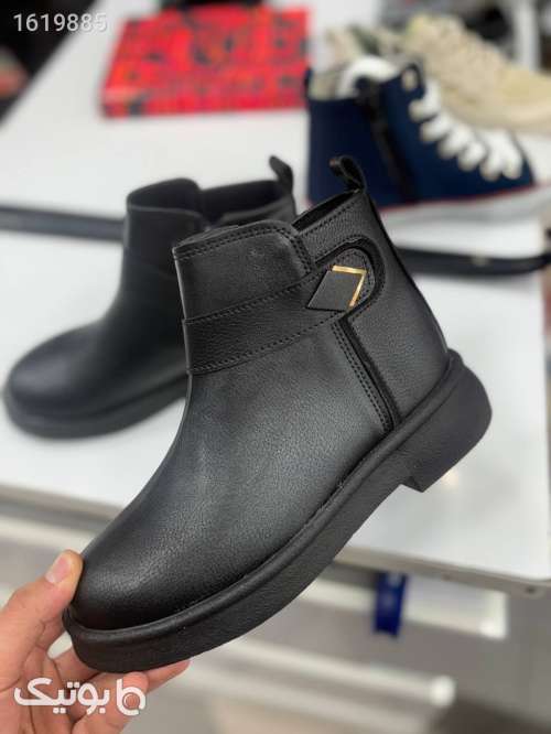 بوت زنانه چرم مشکی 04 2025