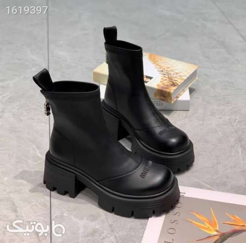 نیم بوت میو میو مشکی 04 2025