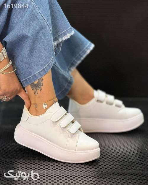 ونس دخترونه چسبی مشکی 04 2025